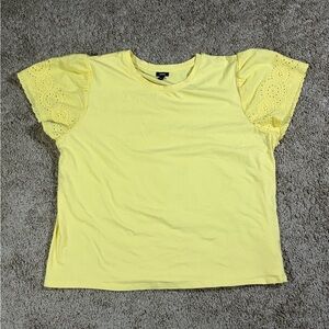 EXPRESS Yellow Springtime Short Sleeve Shirt